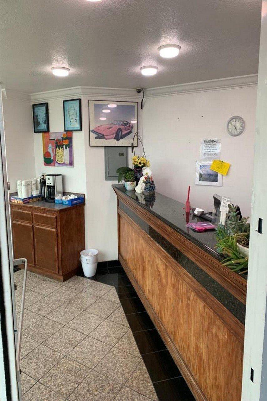 Economy Inn Monterey سيسايد المظهر الخارجي الصورة