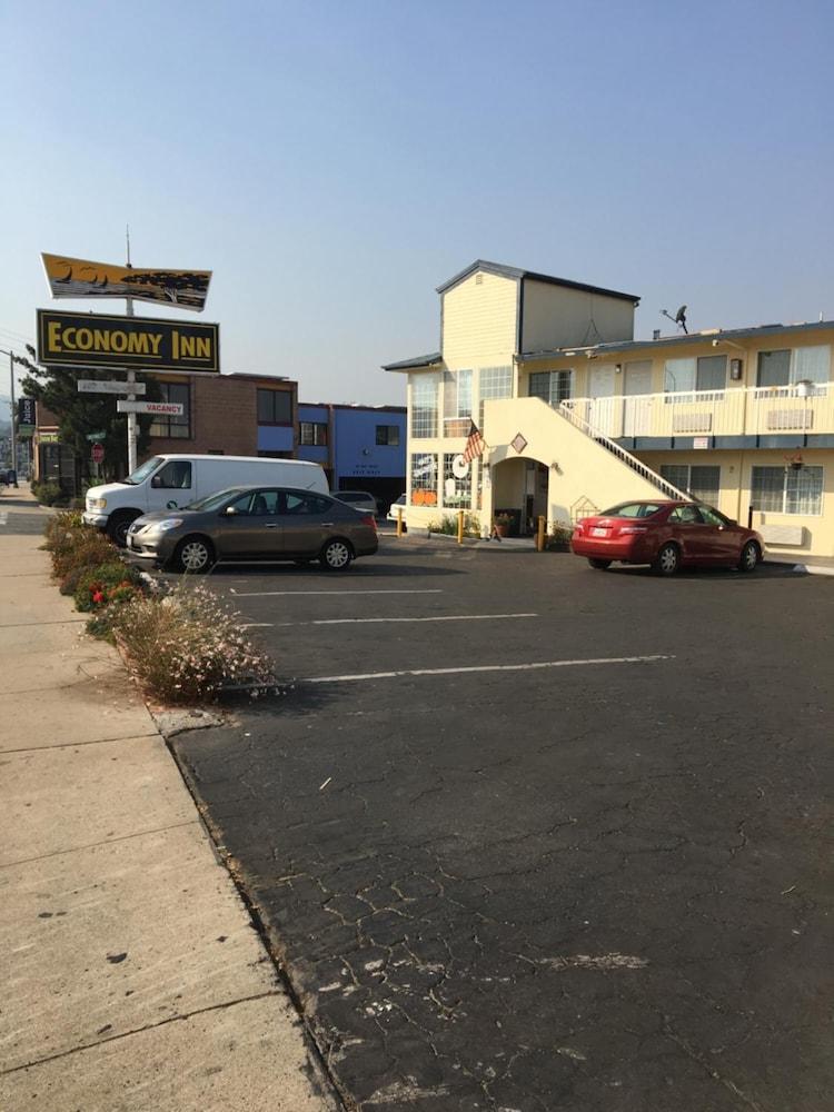 Economy Inn Monterey سيسايد المظهر الخارجي الصورة